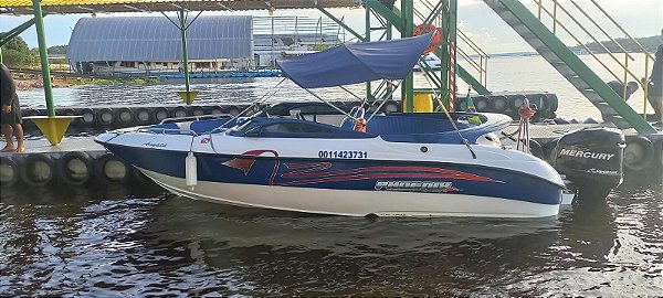 Lancha Angatú (8 pessoas)