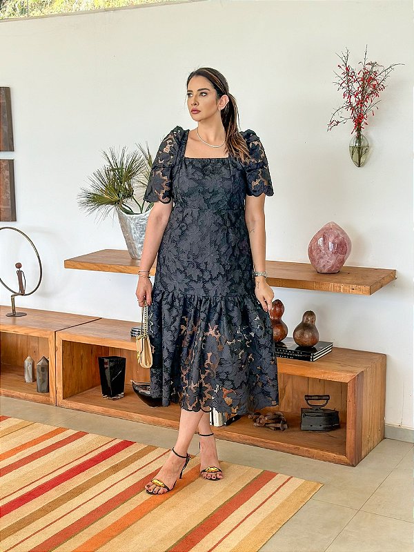 Vestido Midi Graça de Renda Preta
