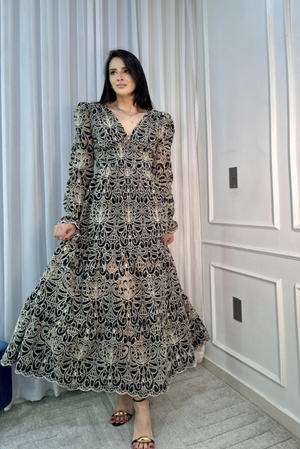 Vestido Glória Longo de Renda Manga bufante Preto com Bege