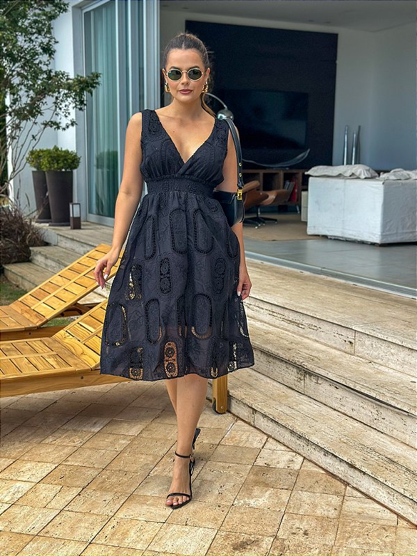 OPORTUNIDADE - Vestido Vitória Em Algodão Bordado em Cordonê Preto