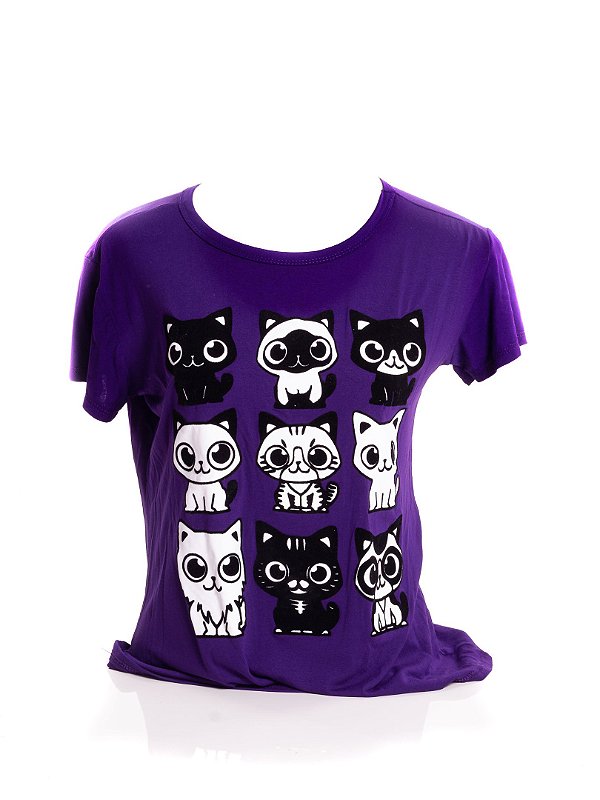 T-Shirt Femme Infantil Bad Rose roxa com Detalhe Brancos, Pretos e veludo.