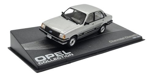 Miniatura Chevrolet Chevette 1987-1993 Prata Metal 1:43