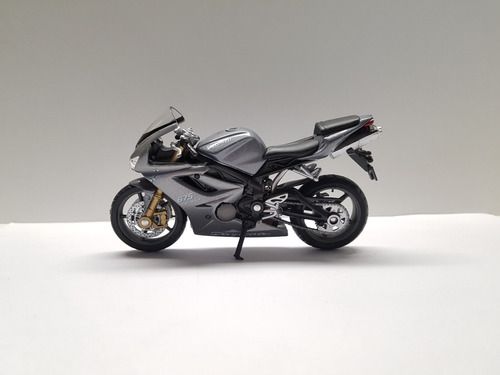 Miniatura Moto Triumph Daytona 675 Metal 1:18