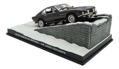 Miniatura Aston Martin V8 Vantage Living Daylights 007 1:43