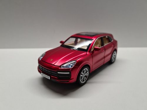 Miniatura Porsche Cayenne Turbo Vermelho Acende Luz Som 1:32