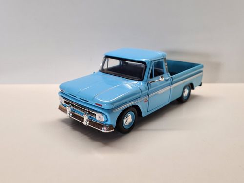 Miniatura Chevrolet C10 Pick Up 1966 Metal 1:24