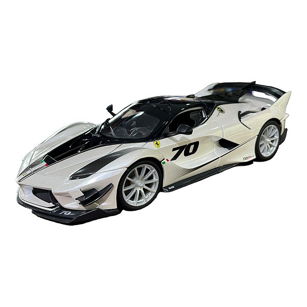 Miniatura Ferrari FXX K Evo Branco Burago 1:18