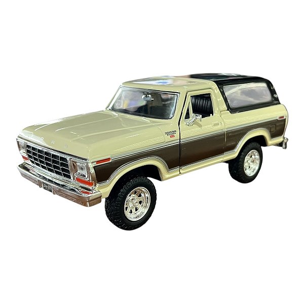 Miniatura Ford Bronco 1978 Creme Motormax 1:24
