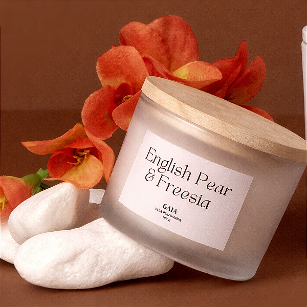 Vela Aromática English Pear & Freesia 100g