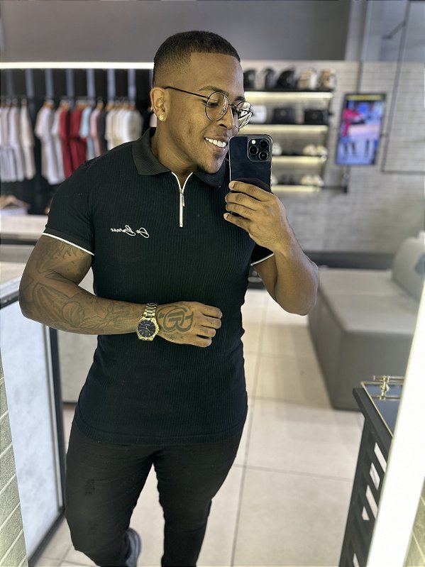 Polo Preta Zíper Canelada De Buenas