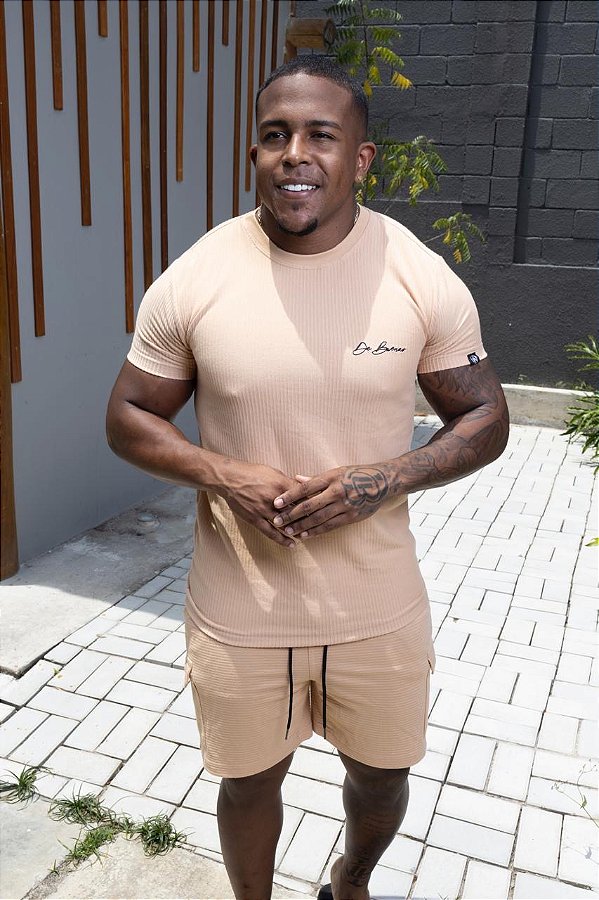 Camisa Bege Canelada Logo De Buenas Escrita Preta