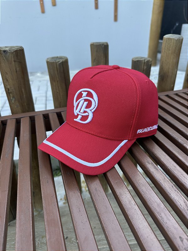 Boné Vermelho Friso Db Branco De Buenas