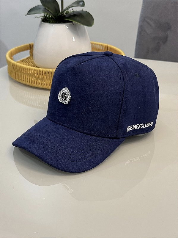 Boné Azul Marinho Suede Pingente De Buenas
