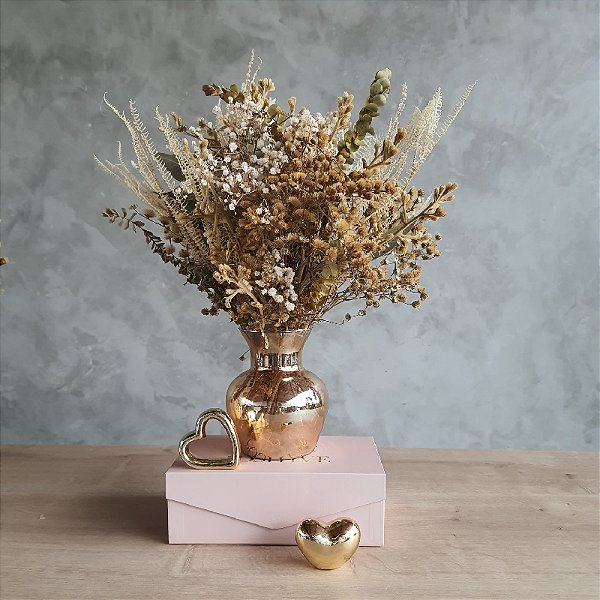 ARRANJO DE FLORES DESIDRATADAS AURORA DOURADA