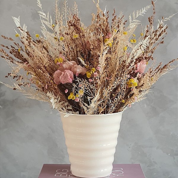 ARRANJO DE FLORES DESIDRATADAS PLENITUDE