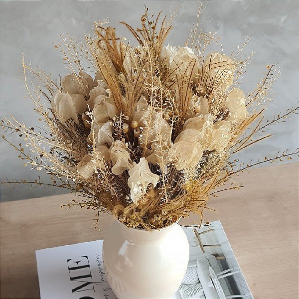 ARRANJO DE FLORES DESIDRATADAS ALGODÃO