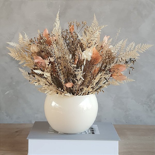 ARRANJO DE FLORES DESIDRATADAS LIBÉLULA DE JARDIM