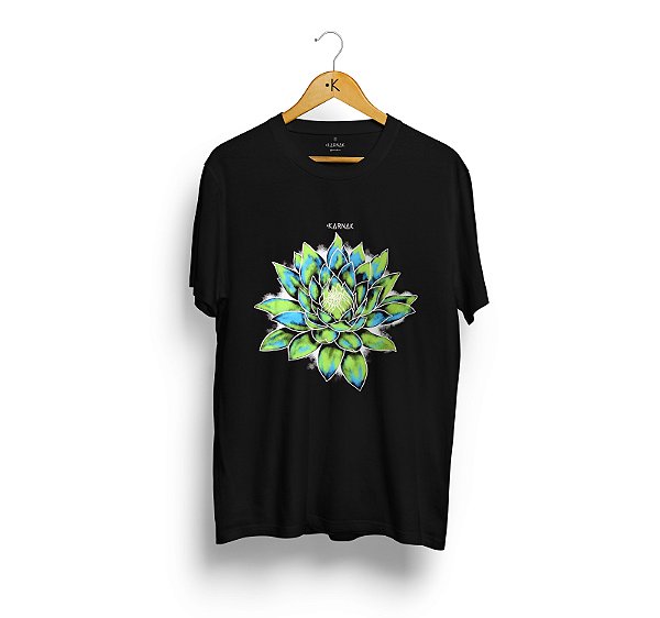 Camiseta Preta Lotus Azul