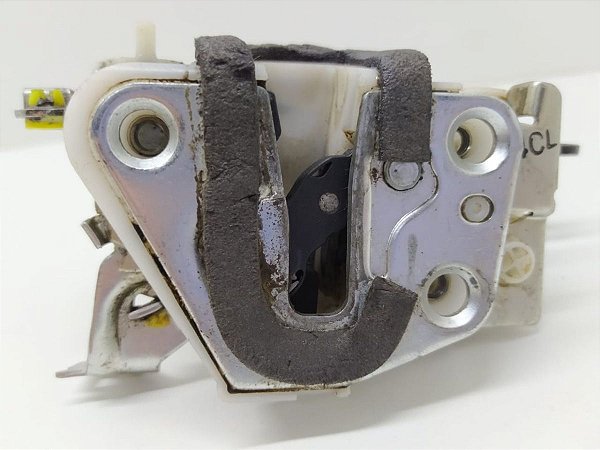 Fechadura Traseira Esquerda Toyota Etios Original #23