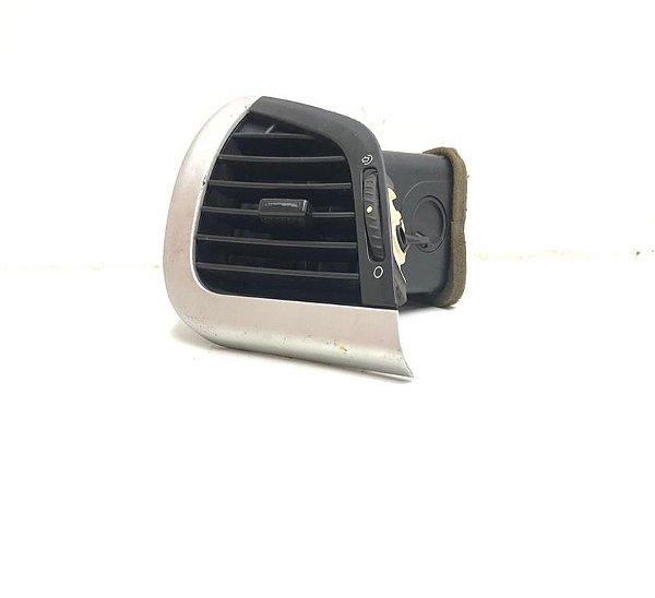 Difusor De Ar Lado Esquerdo Peugeot 206 2002 9683399880 C206