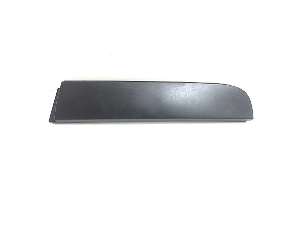 Moldura Acabamento Porta Traseira Direita Nissan Tiida C180