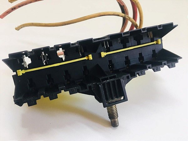 Caixa De Fusível Linha Citroen Peugeot 9636079380 C70