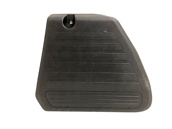 Acabamento Inferior Apoio Pé Lado Direito Fiat Linea Pf2