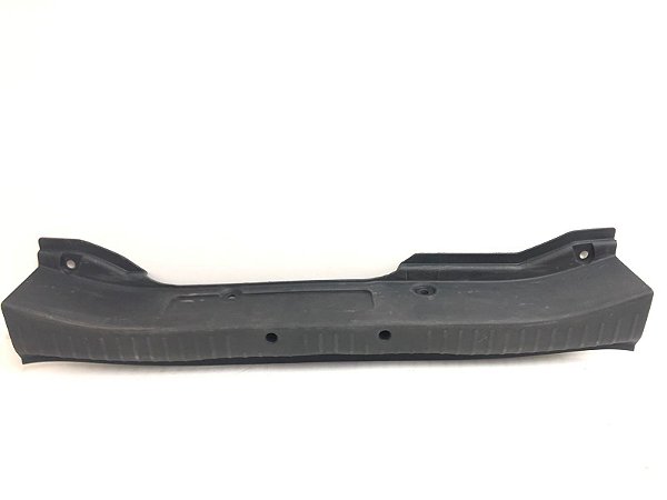 Moldura Acabamento Porta Malas Citroen C3 Picasso 2012 Pv2