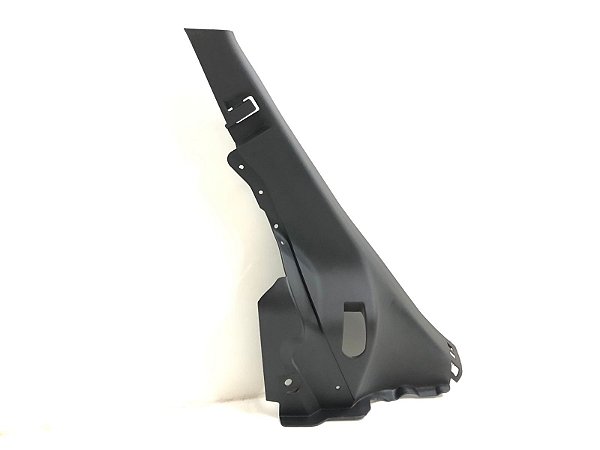 Moldura Coluna Lateral Traseira Esquerda Gm Prisma 2019 Pf4