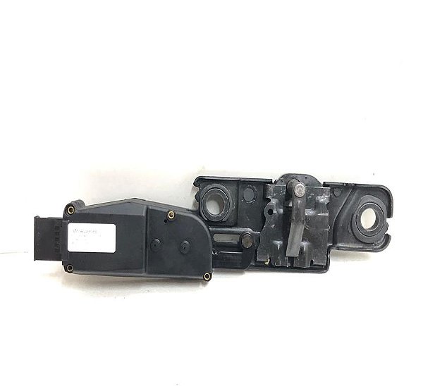 Motor Atuador Trava Capo Audi Q3 2016 Á 2018 4F9827383 C142