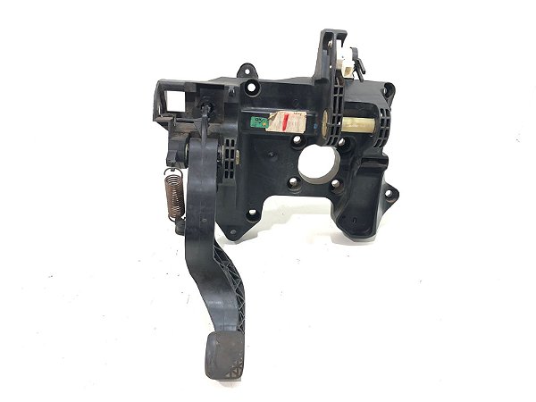 Pedaleira Pedal Embreagem Chevrolet Onix 2018 Original Pg