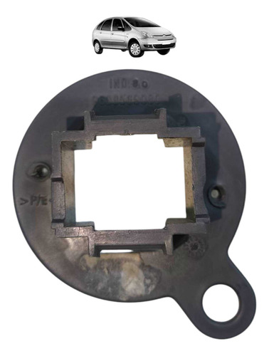 Moldura Botão Vidro Traseiro Direito Xsara Picasso 2000 A 12