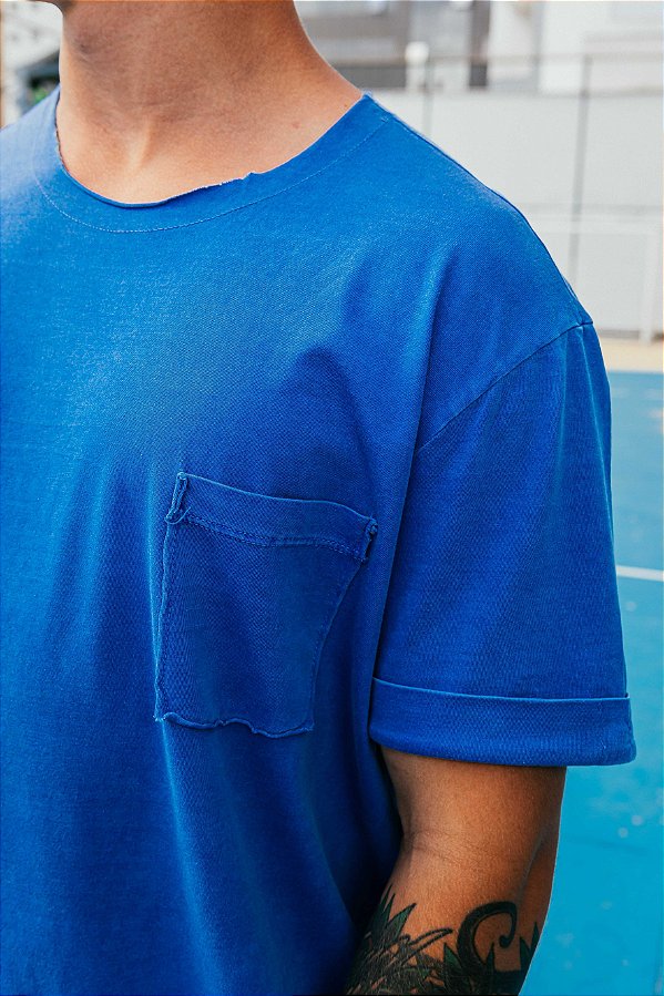 Camiseta a Fio com Bolso