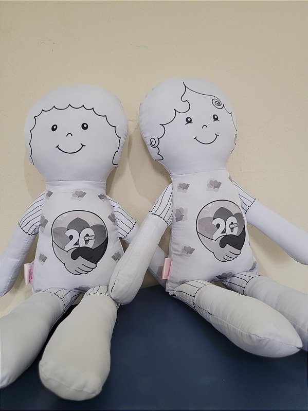 Mascote comemorativo 20 anos Instituto Mundo Novo