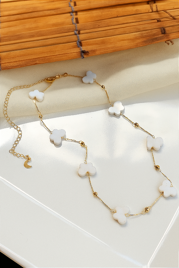 Colar Borboleta em Madrepérola - 45cm com Extensor