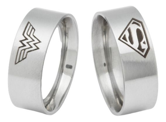 Par de Alianças 8mm Super Homem x Mulher Maravilha - Prata 950