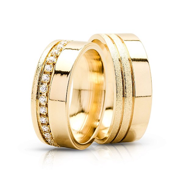 PAR DE ALIANÇAS 8MM E 20 PEDRAS DE ZIRCÔNIA - NORUEGA - OURO 18K