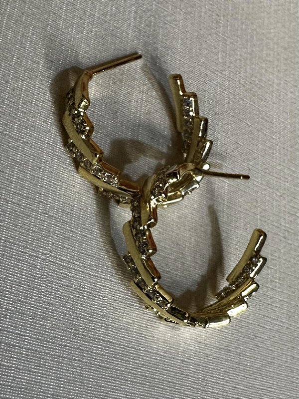 BRINCO ARGOLA CRISTAL