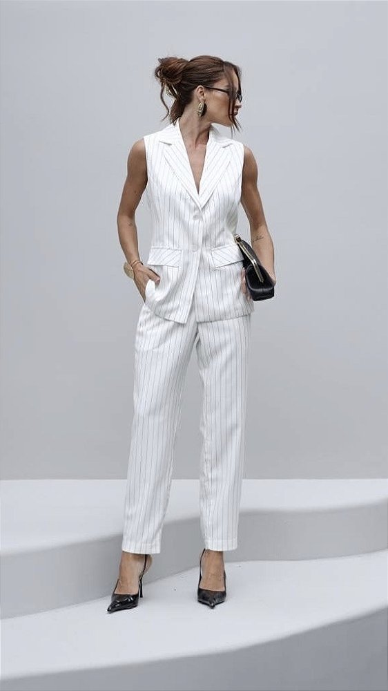 CONJUNTO GISELE CALÇA + MAX COLETE EM ALFAIATARIA