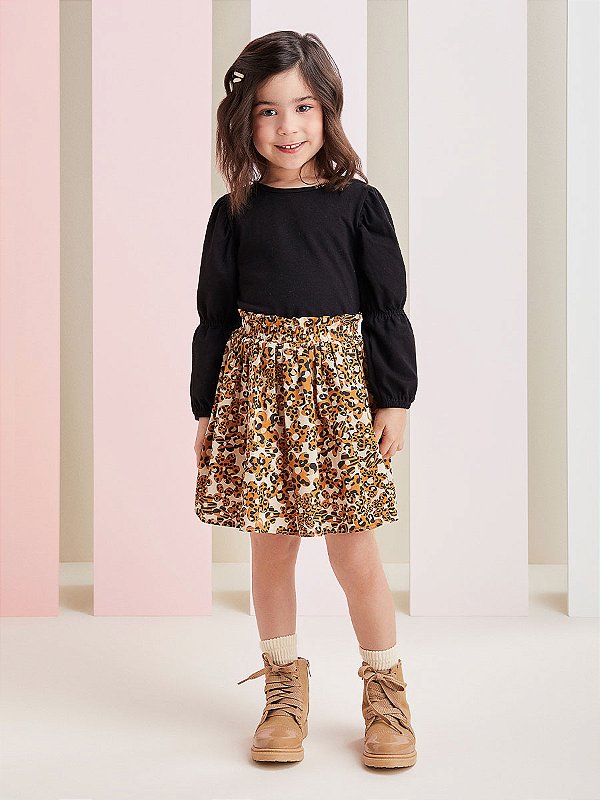 Conjunto de Blusa ML e Short Saia Onça Momi J5841