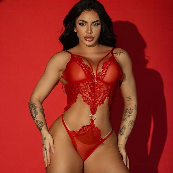 Body Atrevida - Vermelho: Sensualidade e Elegância