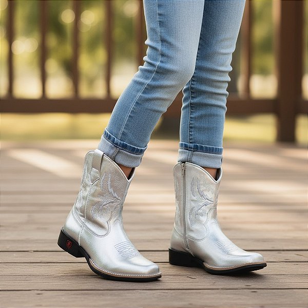 Bota Texana Infantil Feminina em Couro Cor Prata - Modelo 5036 | Bili Bilu