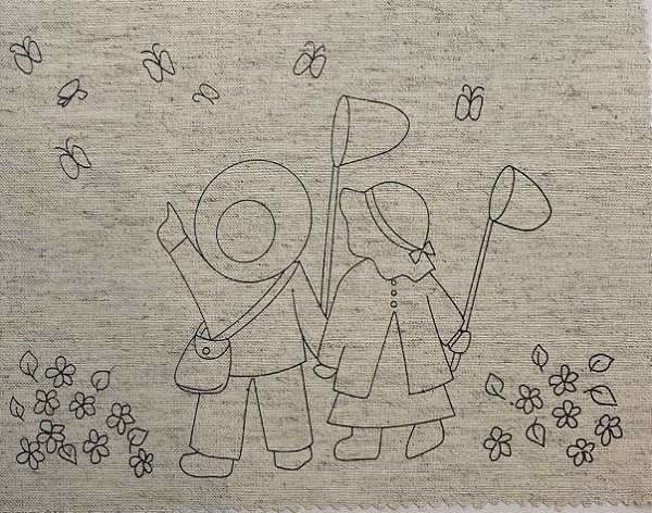 Butterfly Girl. Risco Bordado. Tec.Linho Nac.