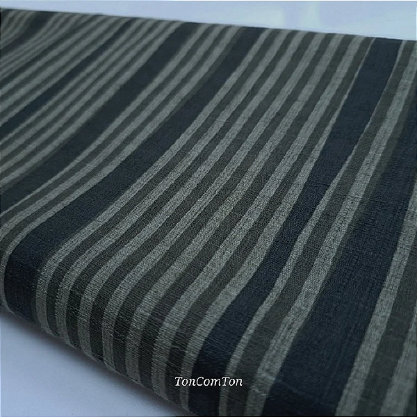 Listras/Verde musgo. 100%Alg.Japonês. (50x55cm)