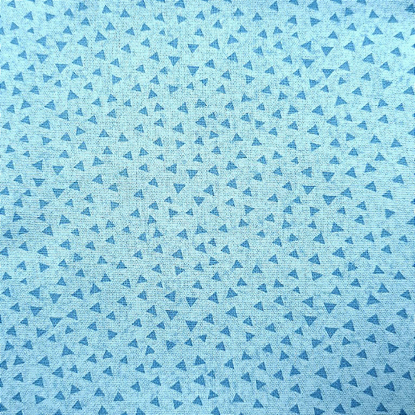Triângulos Azul Claro. Tricoline 100%Algodão (50x150)