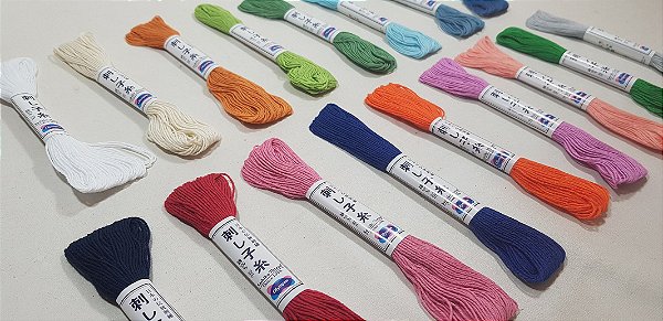 Linha de Sashiko. 1 Cor Lisa 20m. 100% Algodão. AG0024