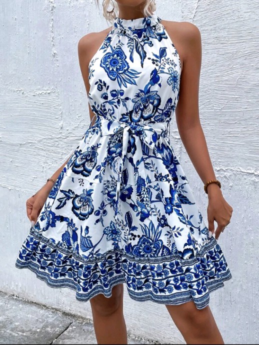 Vestido com Cinto Floral