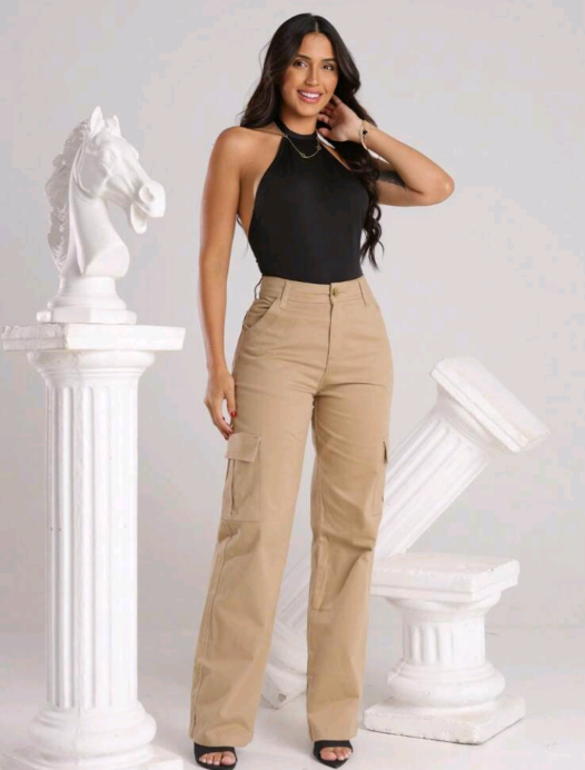 Calça Jeans Wide Leg Cargo Cintura Alta