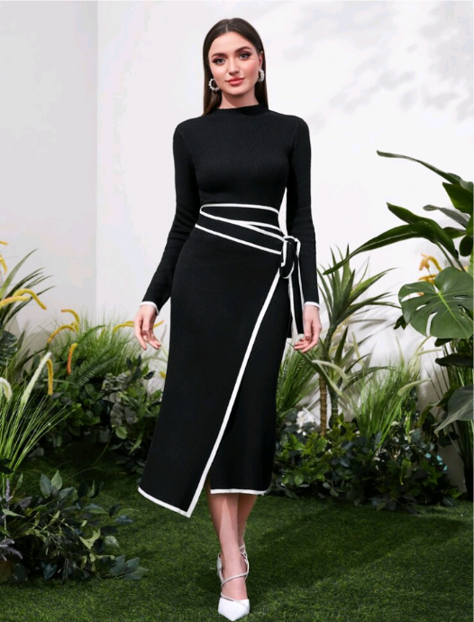 Vestido de tricô contraste com cinto