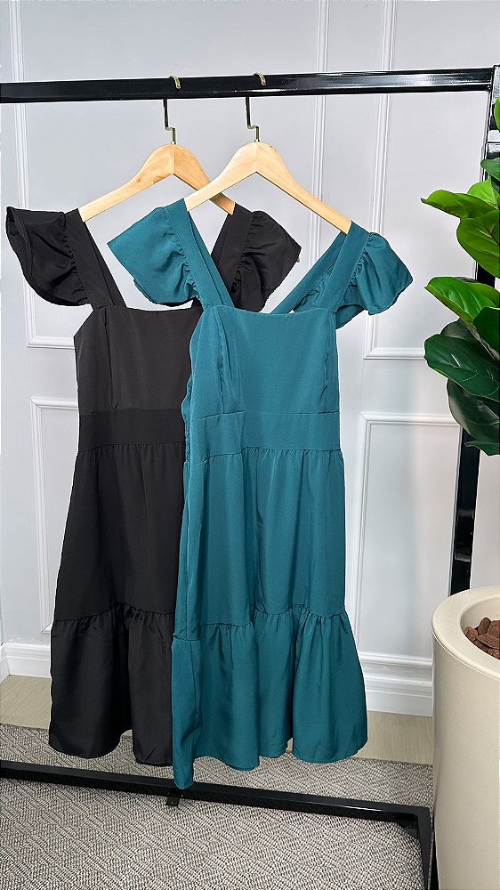 VESTIDO CURTO LISO